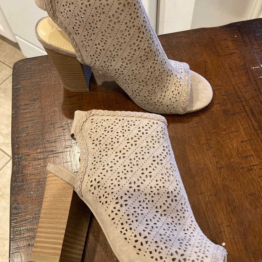 Lauren Conrad Booties in Taupe - Picture 2 of 3